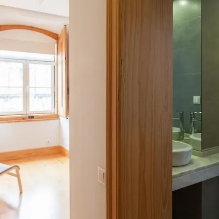 아파트 Flh Cais Sodre Spacious